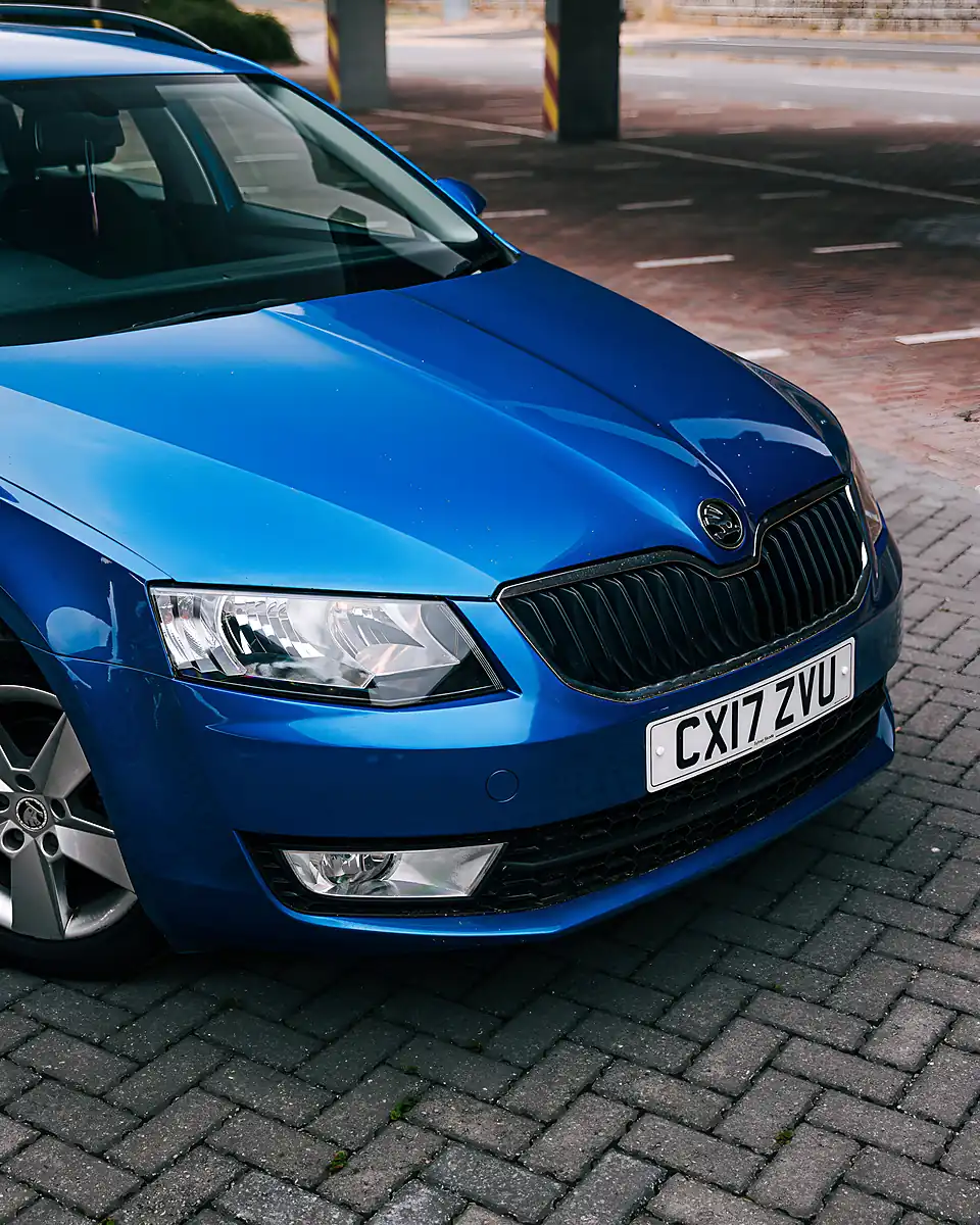 Used 2017 Skoda Octavia Se Race Blue Metallic - Interior and Exterior details 14