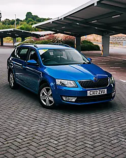 Used 2017 Skoda Octavia Se Race Blue Metallic - Interior and Exterior details 15