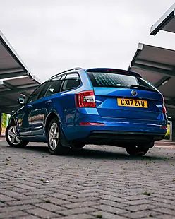 Used 2017 Skoda Octavia Se Race Blue Metallic - Interior and Exterior details 5