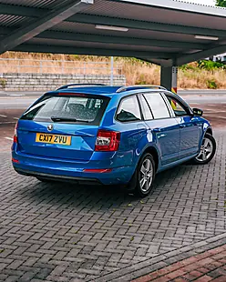 Used 2017 Skoda Octavia Se Race Blue Metallic - Interior and Exterior details 8
