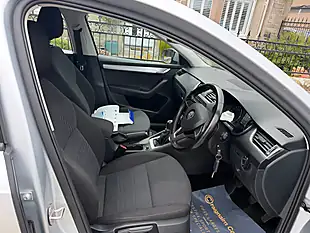 Used 2017 Skoda Octavia Se Silver - Interior and Exterior details 2