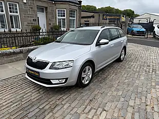 Used 2017 Skoda Octavia Se Silver - Interior and Exterior details 3