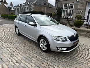 Used 2017 Skoda Octavia Se Silver - Interior and Exterior details 4