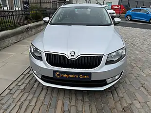 Used 2017 Skoda Octavia Se Silver - Interior and Exterior details 9