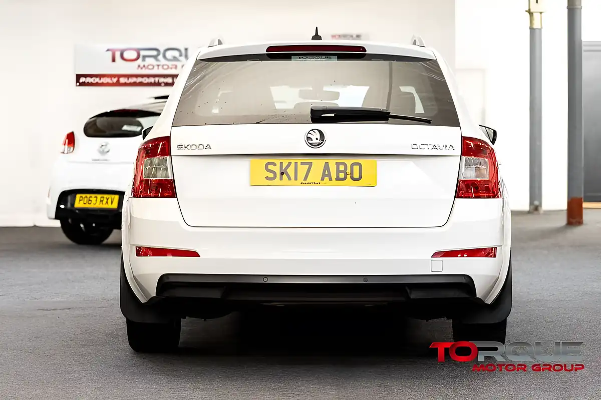 Used 2017 Skoda Octavia Se Sport White - Interior and Exterior details 10