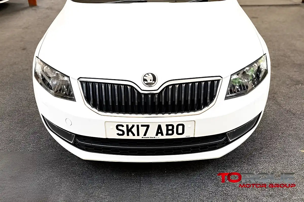 Used 2017 Skoda Octavia Se Sport White - Interior and Exterior details 15