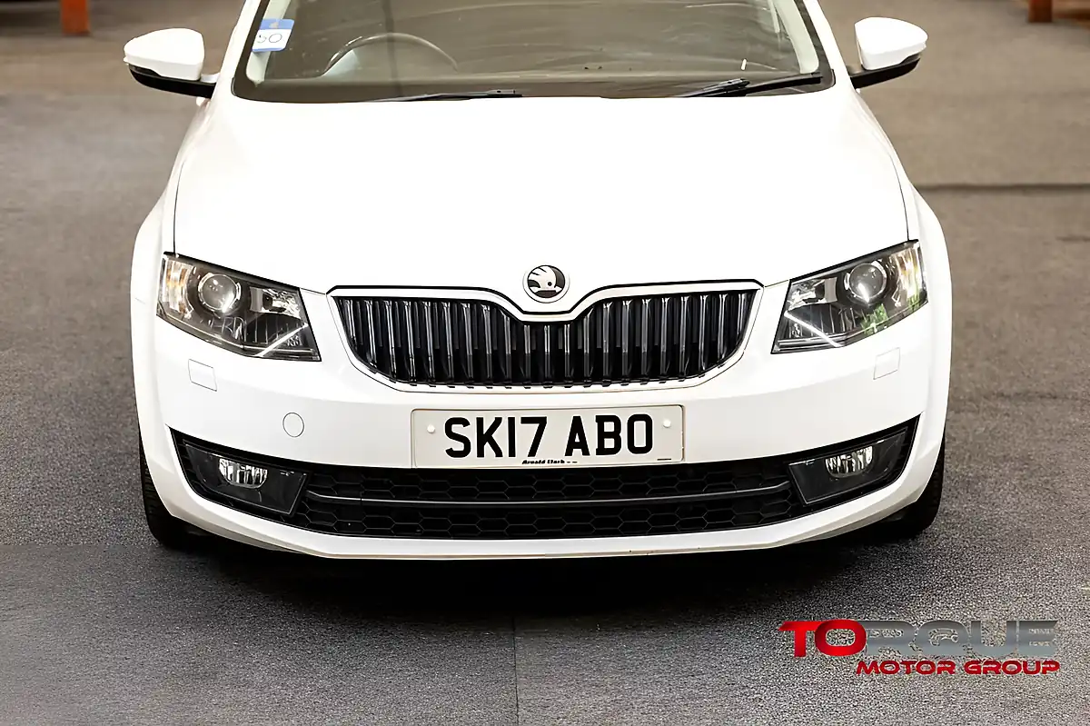 Used 2017 Skoda Octavia Se Sport White - Interior and Exterior details 3