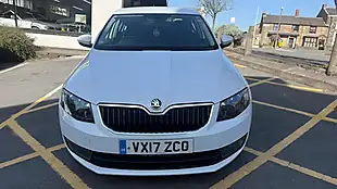 Used 2017 Skoda Octavia Se Sport White - Interior and Exterior details 9