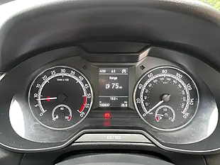 Used 2017 Skoda Octavia Se Technology Silver - Interior and Exterior details 14