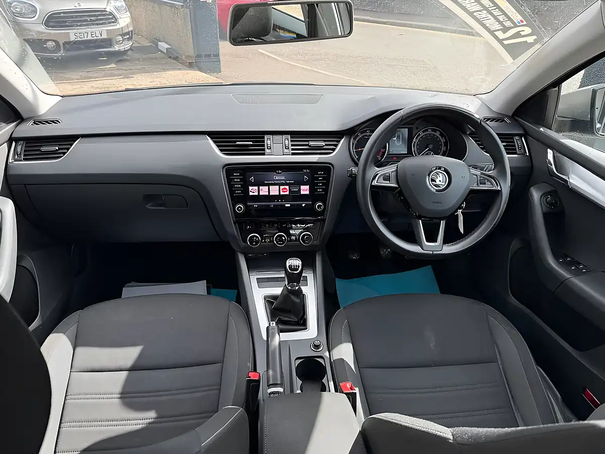 Used 2017 Skoda Octavia Se Titanium - Interior and Exterior details 14