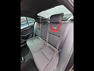 Used 2017 Skoda Octavia VRS Black - Interior and Exterior details 17
