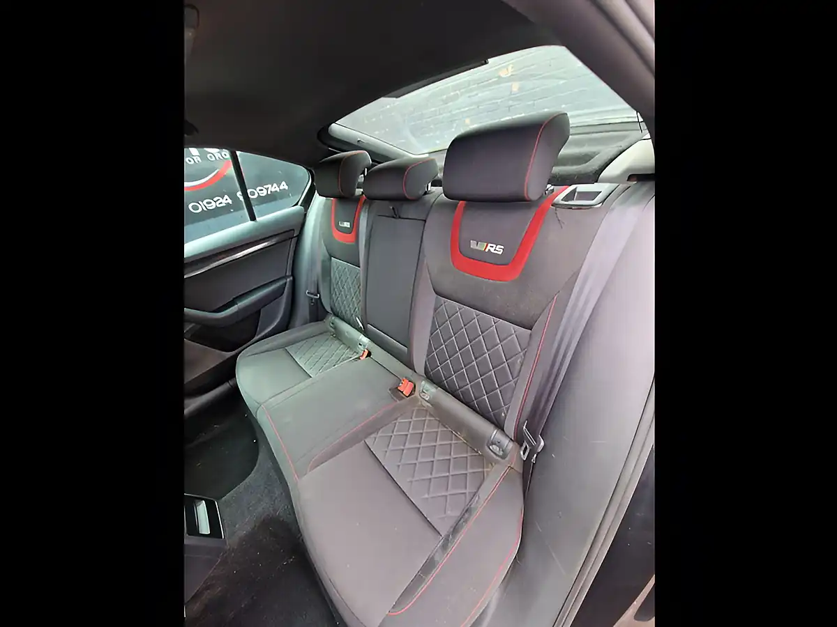 Used 2017 Skoda Octavia VRS Black - Interior and Exterior details 17