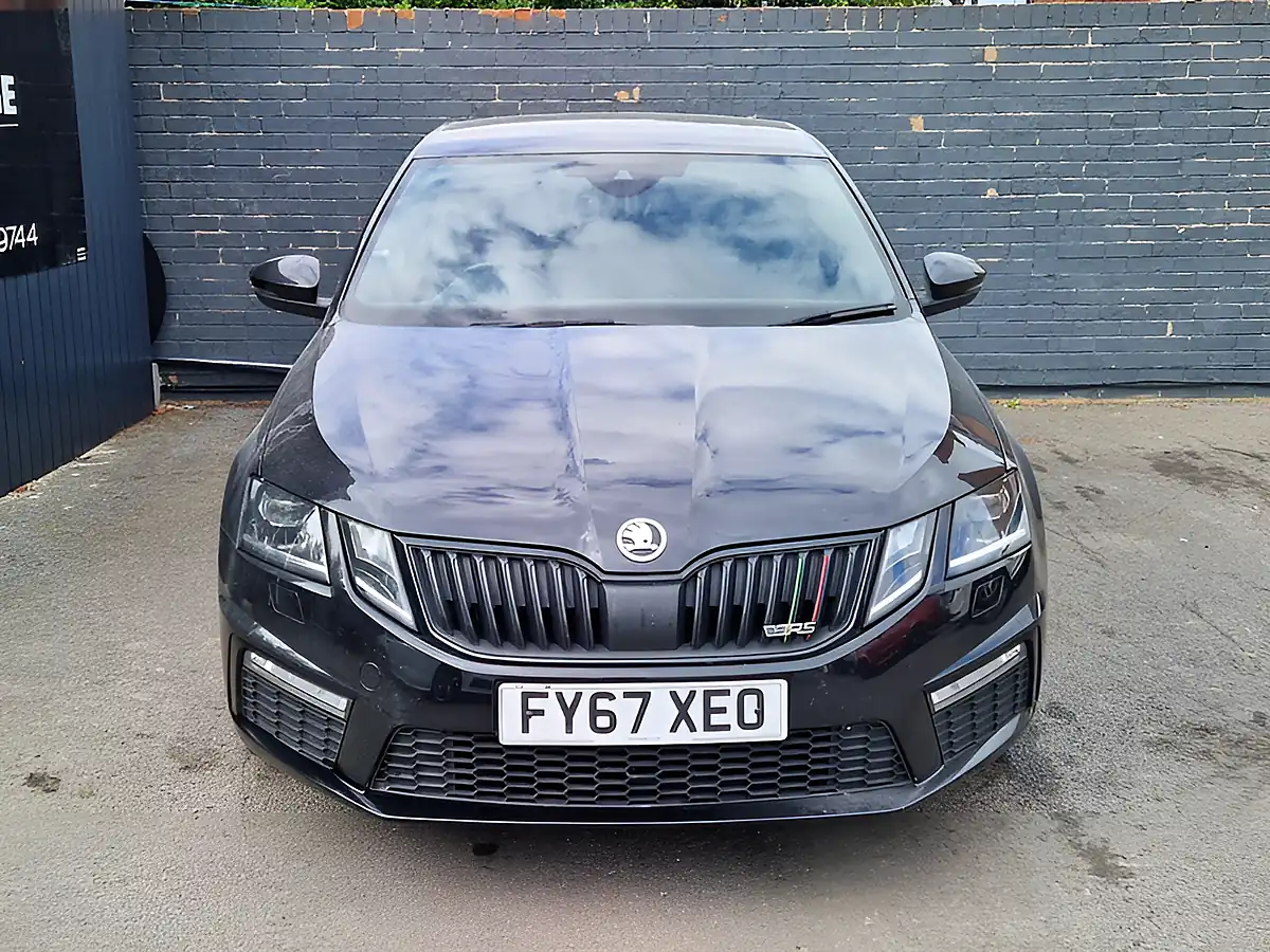 Used 2017 Skoda Octavia VRS Black - Interior and Exterior details 4