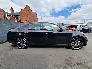 Used 2017 Skoda Octavia VRS Black - Interior and Exterior details 7