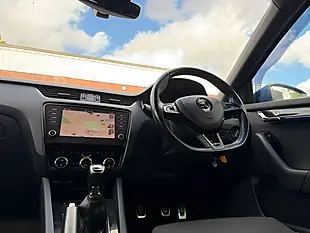 Used 2017 Skoda Octavia VRS Blue - Interior and Exterior details 11