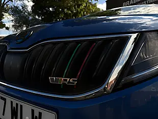 Used 2017 Skoda Octavia VRS Blue - Interior and Exterior details 14