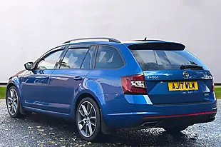 Used 2017 Skoda Octavia VRS Blue - Interior and Exterior details 9