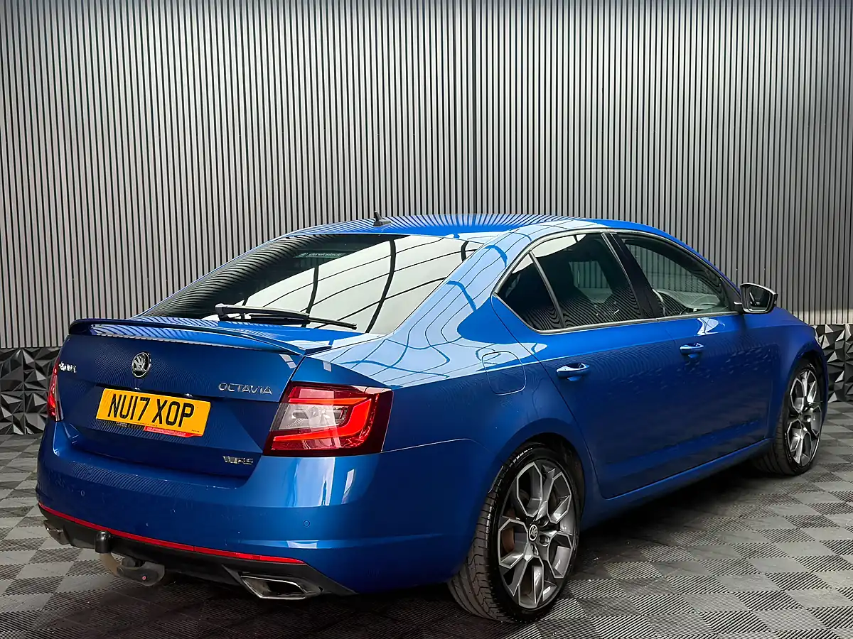 Used 2017 Skoda Octavia VRS Blue - Interior and Exterior details 11