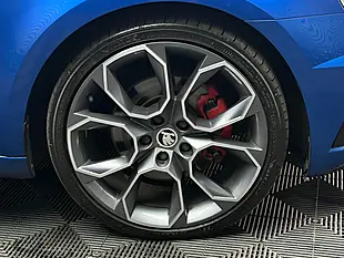 Used 2017 Skoda Octavia VRS Blue - Interior and Exterior details 14