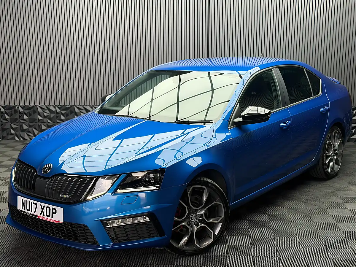 Used 2017 Skoda Octavia VRS Blue - Interior and Exterior details 3