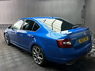 Used 2017 Skoda Octavia VRS Blue - Interior and Exterior details 4
