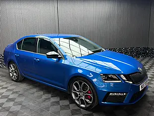 Used 2017 Skoda Octavia VRS Blue - Interior and Exterior details 8