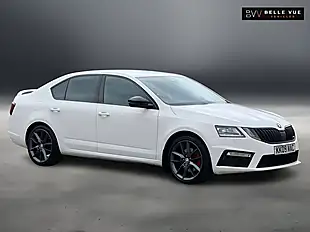 Used 2017 Skoda Octavia VRS Candy White - Interior and Exterior details 3