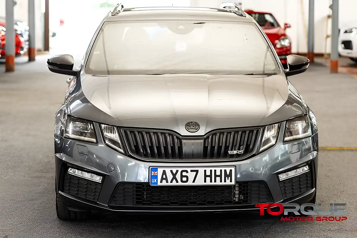 Used 2017 Skoda Octavia VRS Grey - Interior and Exterior details 4