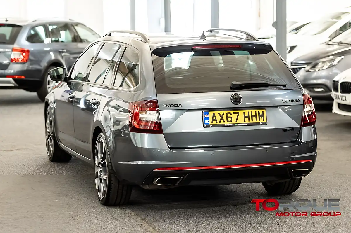 Used 2017 Skoda Octavia VRS Grey - Interior and Exterior details 9