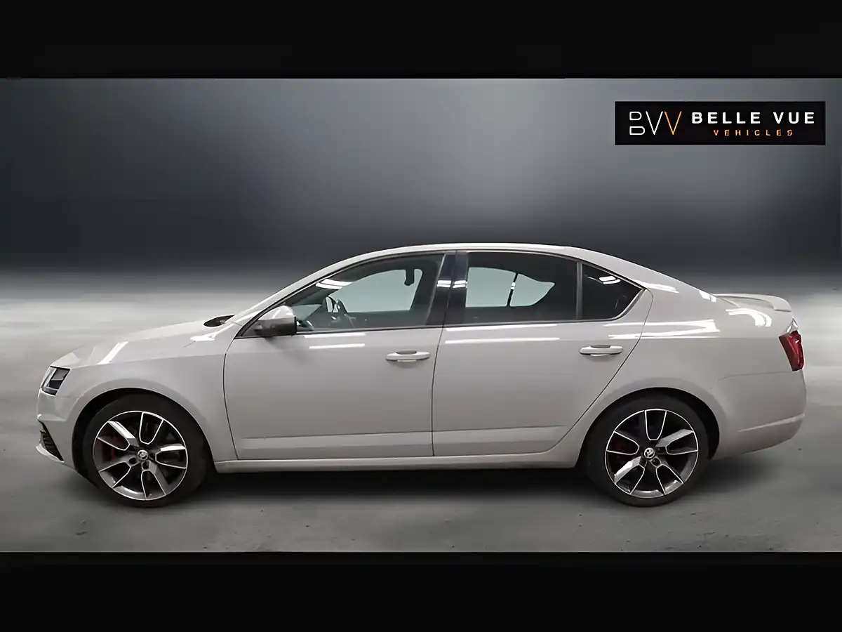 Used 2017 Skoda Octavia VRS Quartz Grey - Interior and Exterior details 8