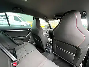 Used 2017 Skoda Octavia VRS Rallye Green - Interior and Exterior details 10