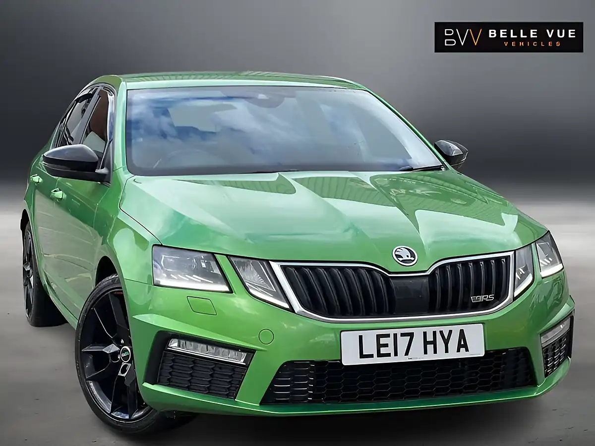 Used 2017 Skoda Octavia VRS Rallye Green - Interior and Exterior details 11