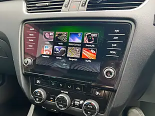 Used 2017 Skoda Octavia VRS Rallye Green - Interior and Exterior details 17