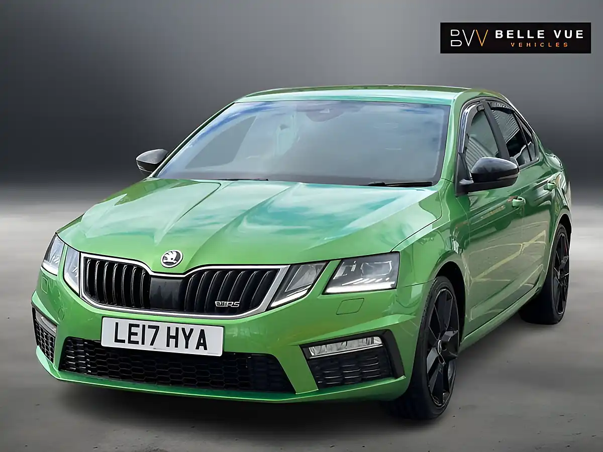 Used 2017 Skoda Octavia VRS Rallye Green - Interior and Exterior details 7
