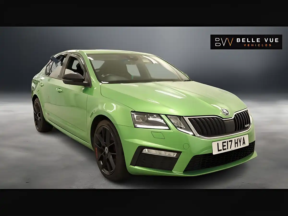Used 2017 Skoda Octavia VRS Rallye Green - Interior and Exterior details 4