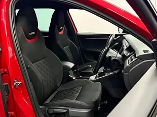 Used 2017 Skoda Octavia VRS Red - Interior and Exterior details 13
