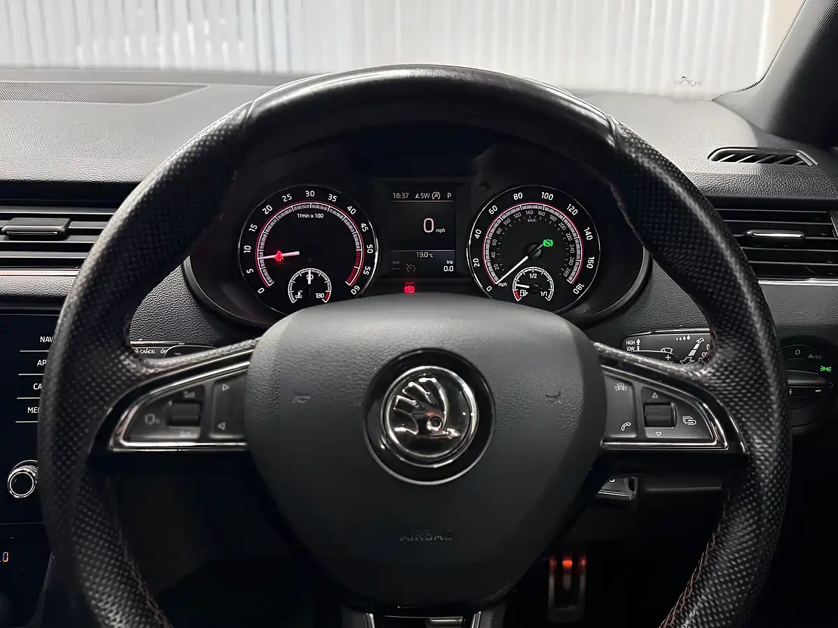 Used 2017 Skoda Octavia VRS Red - Interior and Exterior details 14