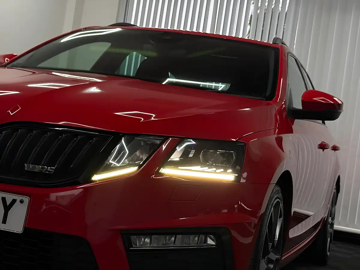 Used 2017 Skoda Octavia VRS Red - Interior and Exterior details 3