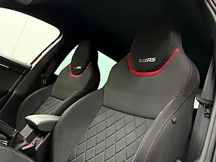 Used 2017 Skoda Octavia VRS Red - Interior and Exterior details 4