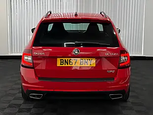 Used 2017 Skoda Octavia VRS Red - Interior and Exterior details 9