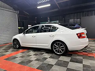 Used 2017 Skoda Octavia VRS White - Interior and Exterior details 14