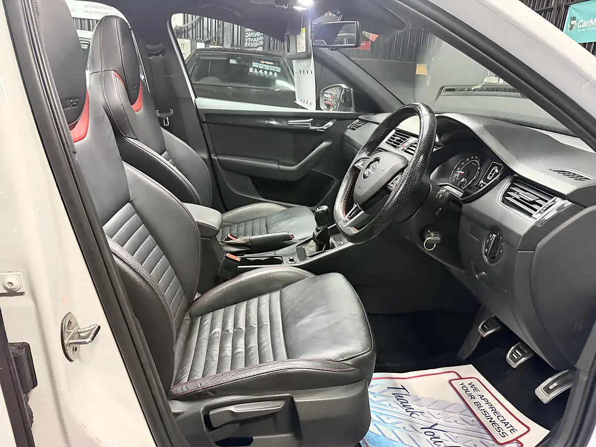 Used 2017 Skoda Octavia VRS White - Interior and Exterior details 20
