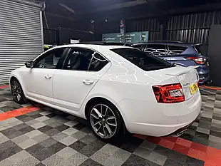 Used 2017 Skoda Octavia VRS White - Interior and Exterior details 7