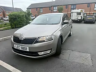 Used 2017 Skoda Rapid - Interior and Exterior details 10