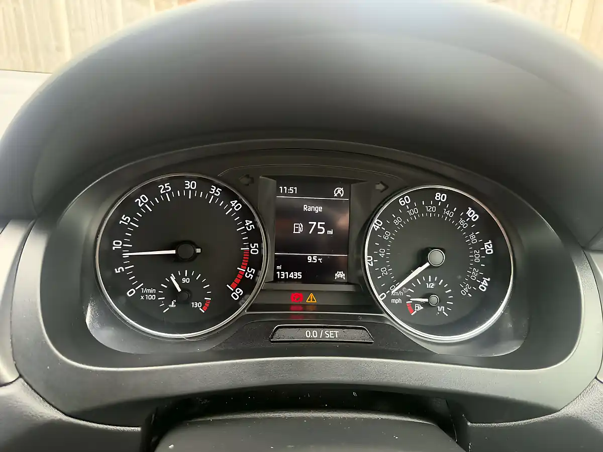Used 2017 Skoda Rapid - Interior and Exterior details 15