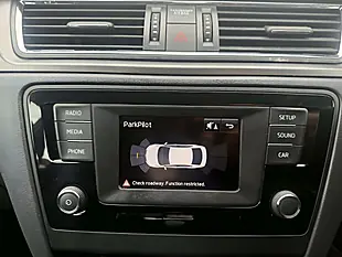 Used 2017 Skoda Rapid - Interior and Exterior details 19