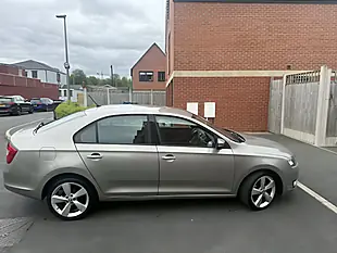 Used 2017 Skoda Rapid - Interior and Exterior details 8