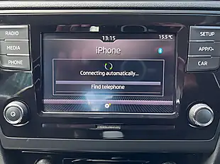 Used 2017 Skoda Rapid Se L Silver - Interior and Exterior details 12