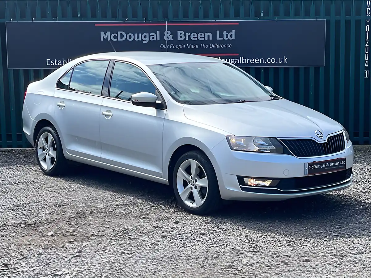 Used 2017 Skoda Rapid Se L Silver - Interior and Exterior details 7