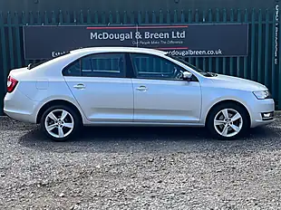 Used 2017 Skoda Rapid Se L Silver - Interior and Exterior details 6